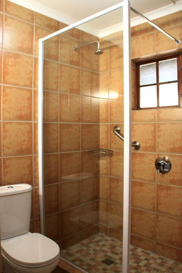 Gooderson Leisure Riverbend Chalets Self Catering And Timeshare Gold Crown Resort Drakensberg Garden Exterior foto